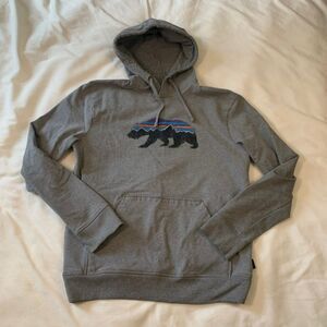 Patagonia Bear Outline Hoodie Hooded Sweatshirt Sz M